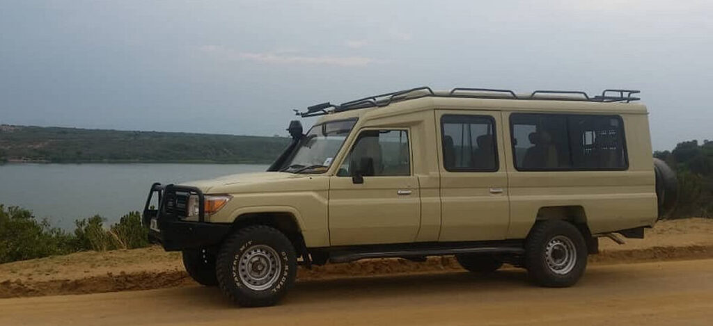 Rent Toyota Safari Land Cruiser Extended 4x4s car rental kenya