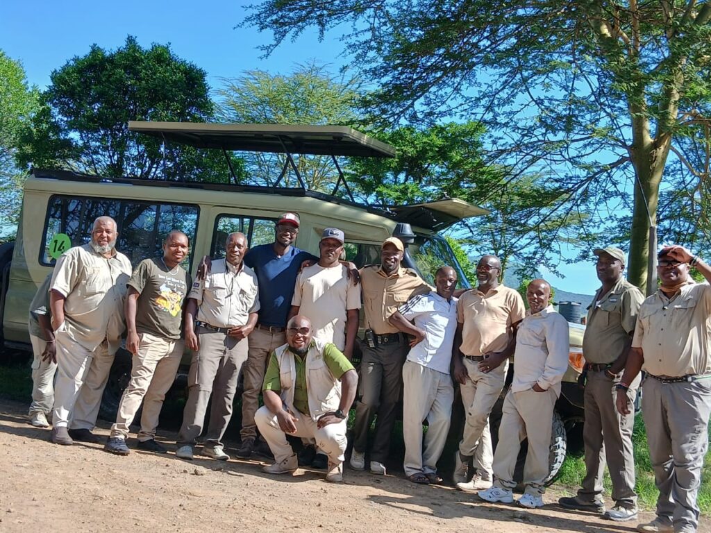 Rooftop tent 4x4 rental for camping safaris in Kenya